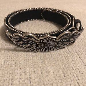 Womens genuine leather Harley-Davidson belt.